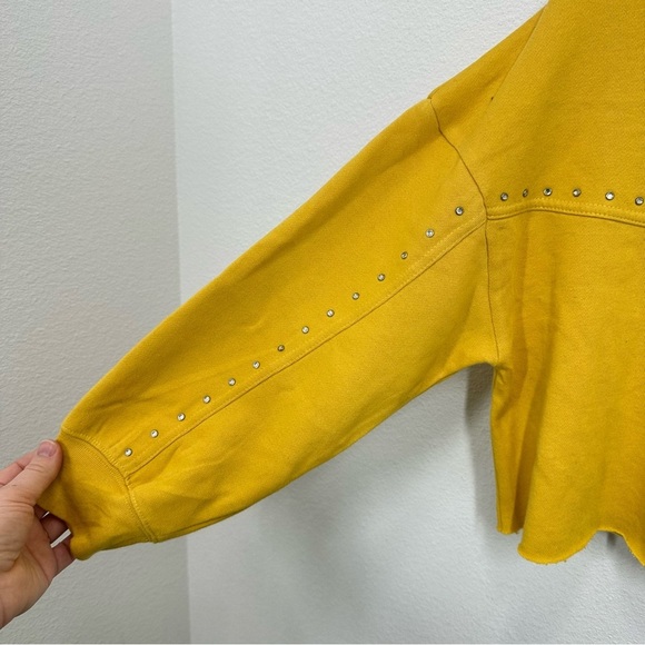Truce Girls Mustard Yellow Embellished Stretch Cotton Cropped Sweatshirt Size 14 - Picture 3 of 4